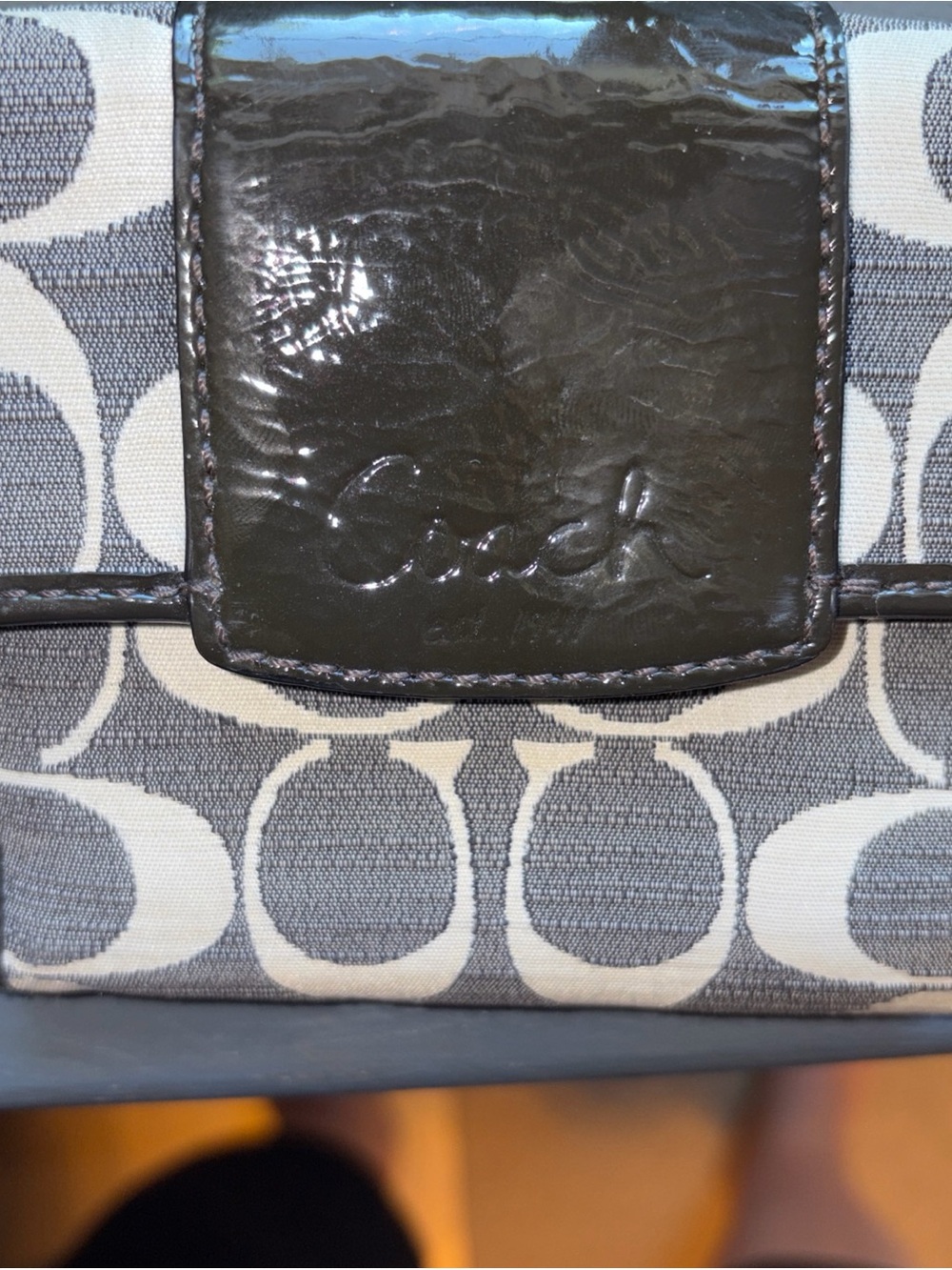Coach Canvas bifold Wallet in Gray and Cream with Patent Trim